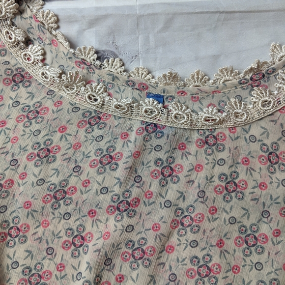 🌿 3/$15 | Free People | Vintage Sheer Blouse - Picture 8 of 8